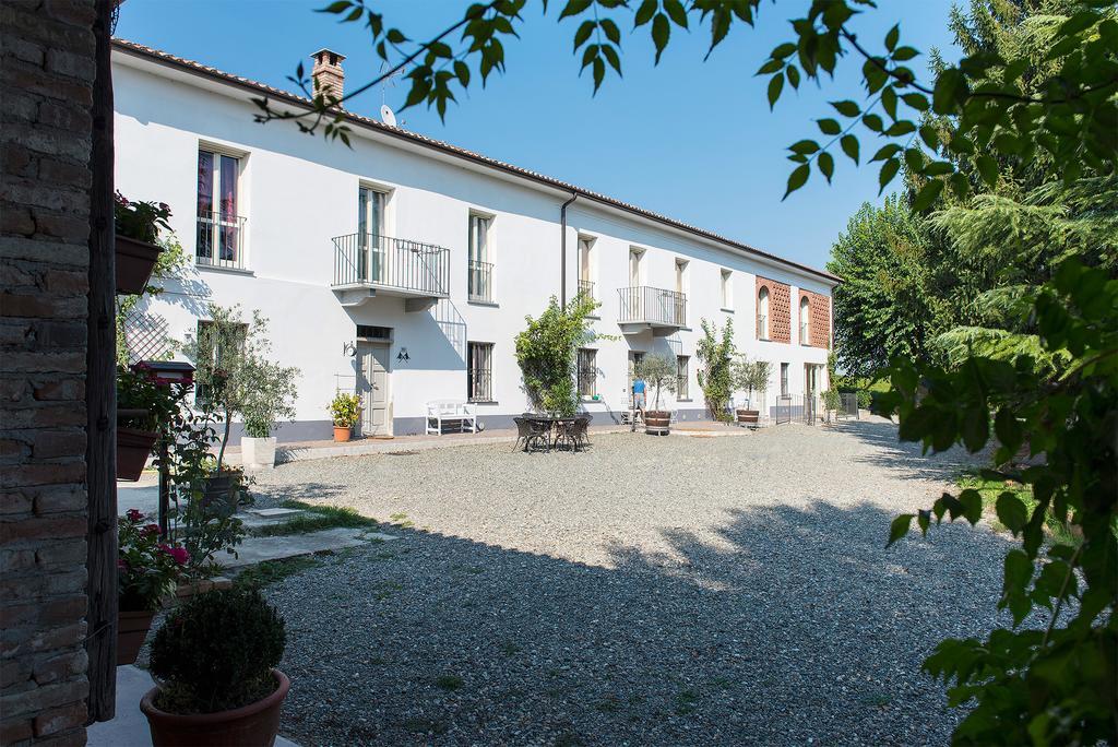 Agriturismo Albarossa Nizza Monferrato Exteriör bild