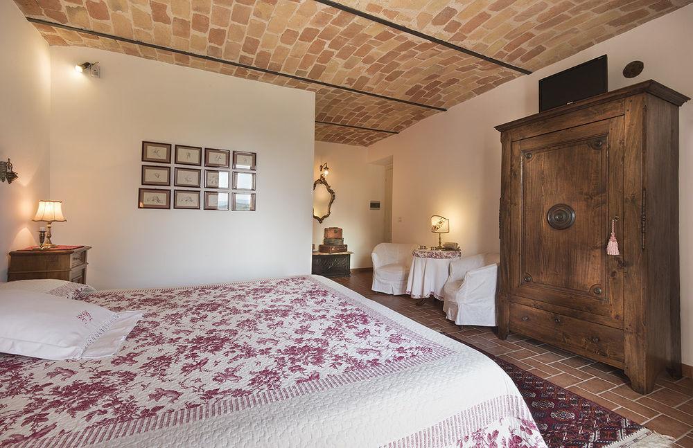 Agriturismo Albarossa Nizza Monferrato Exteriör bild