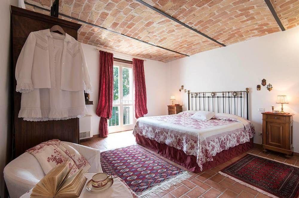 Agriturismo Albarossa Nizza Monferrato Exteriör bild
